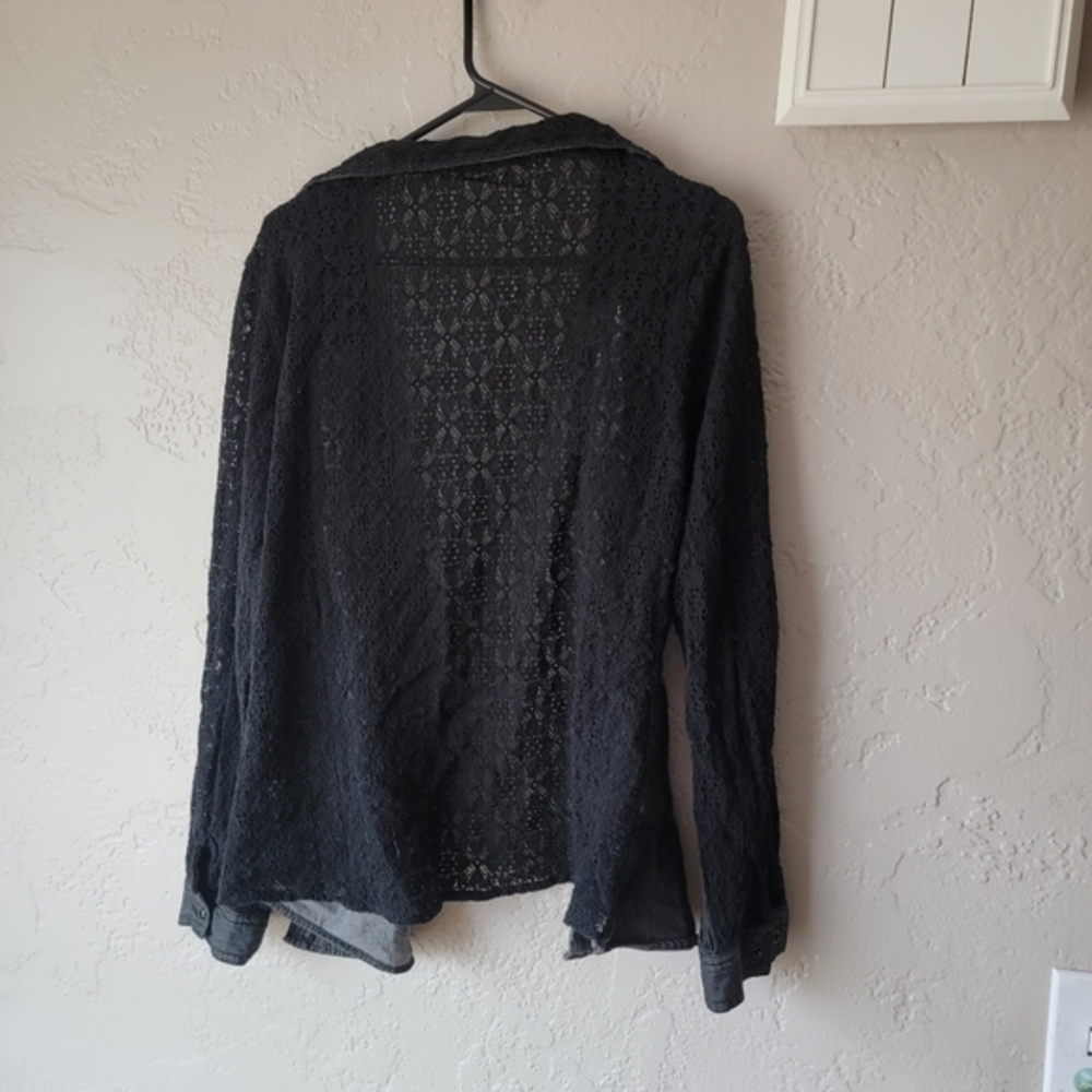 Maurices button down‎ - Picture 2 of 3